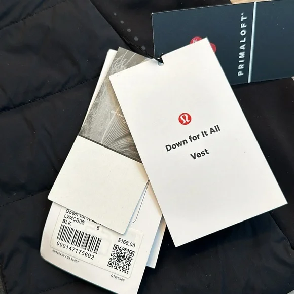 Lululemon Down for It All Vest women size 0 and 6 color black - Picture 6 of 9